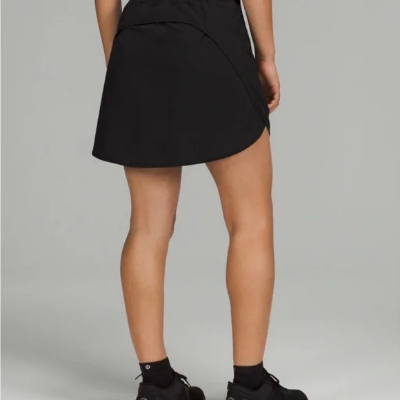 Lululemon Hotty Hot High-Rise Skirt *Long size 4 - Picture 4 of 10